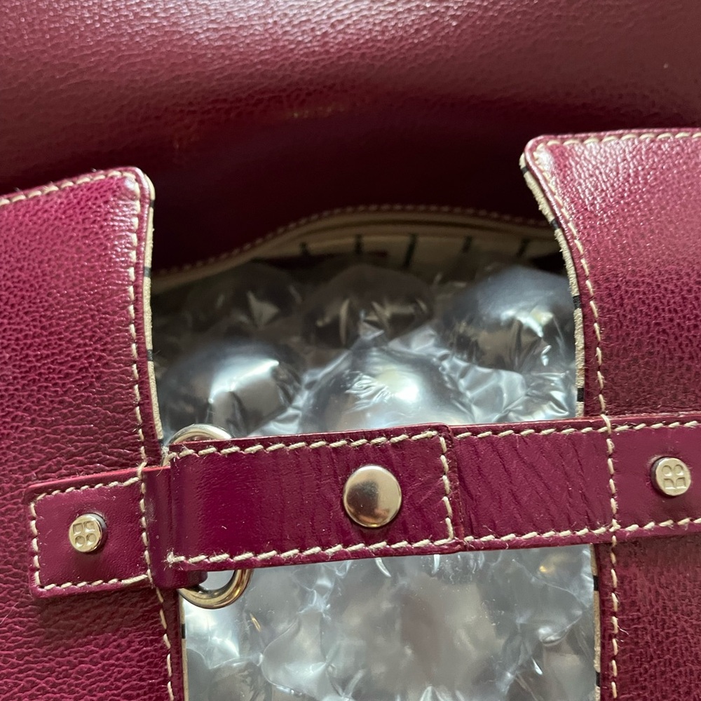 Kate Spade New York Pebble Leather Satchel in Burgundy/red. Vintage vibe - Picture 12 of 15